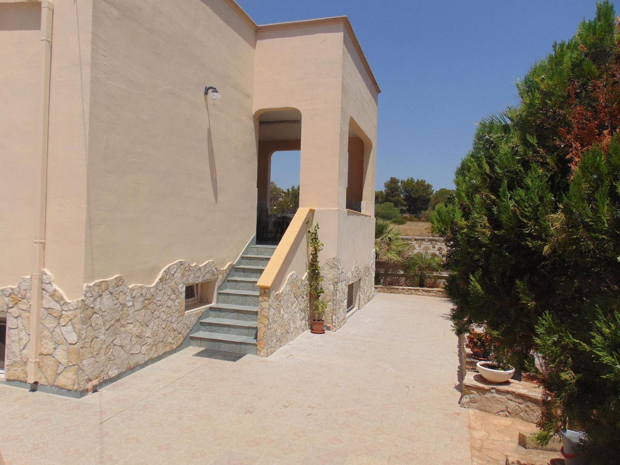 Alloggio In Villa Cristina B&B Галиполи Екстериор снимка