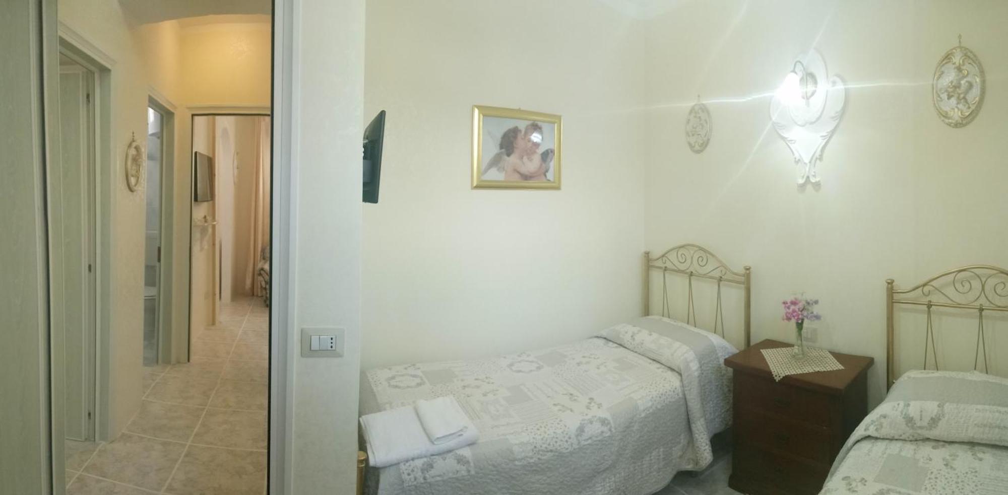 Alloggio In Villa Cristina B&B Галиполи Екстериор снимка