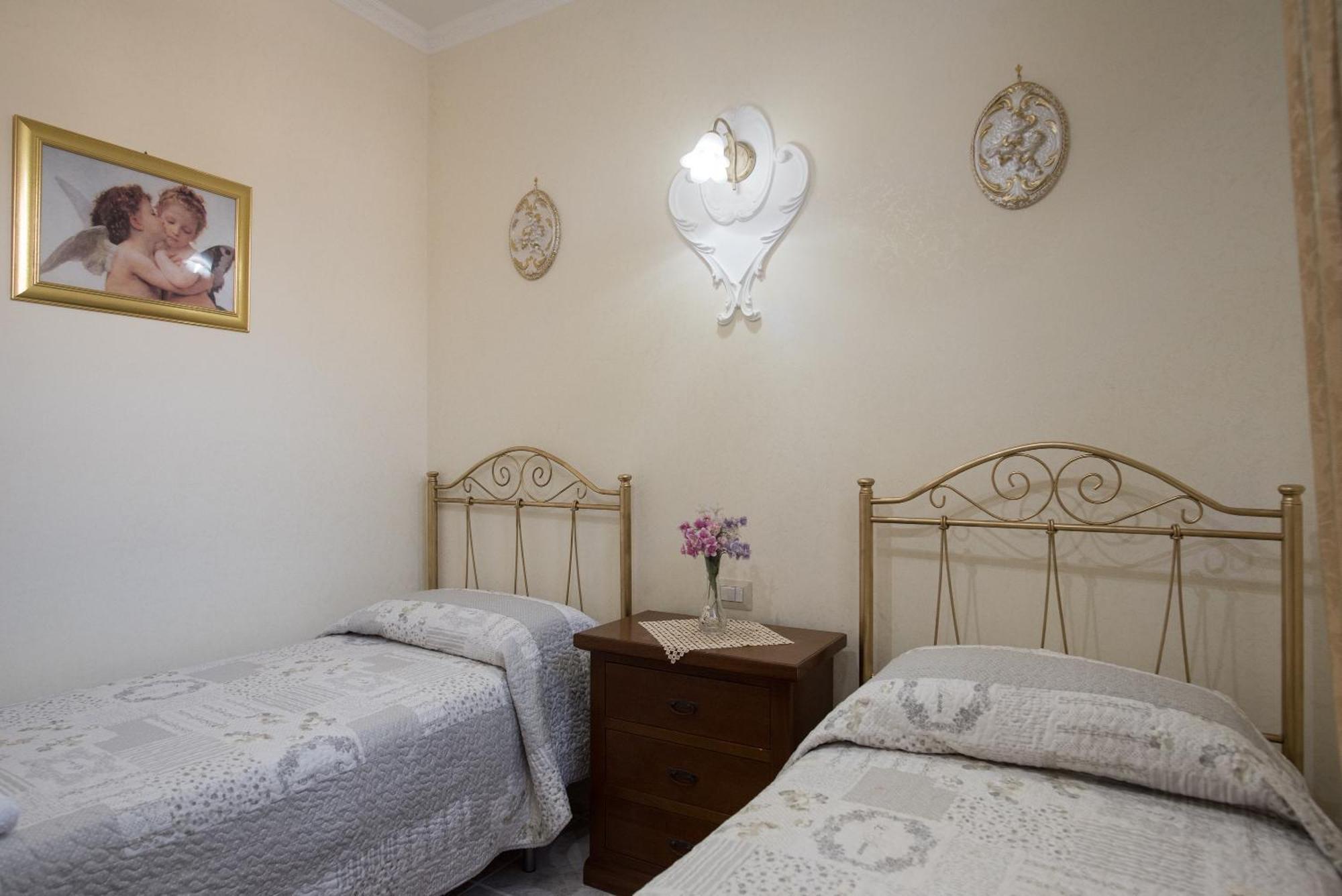 Alloggio In Villa Cristina B&B Галиполи Екстериор снимка