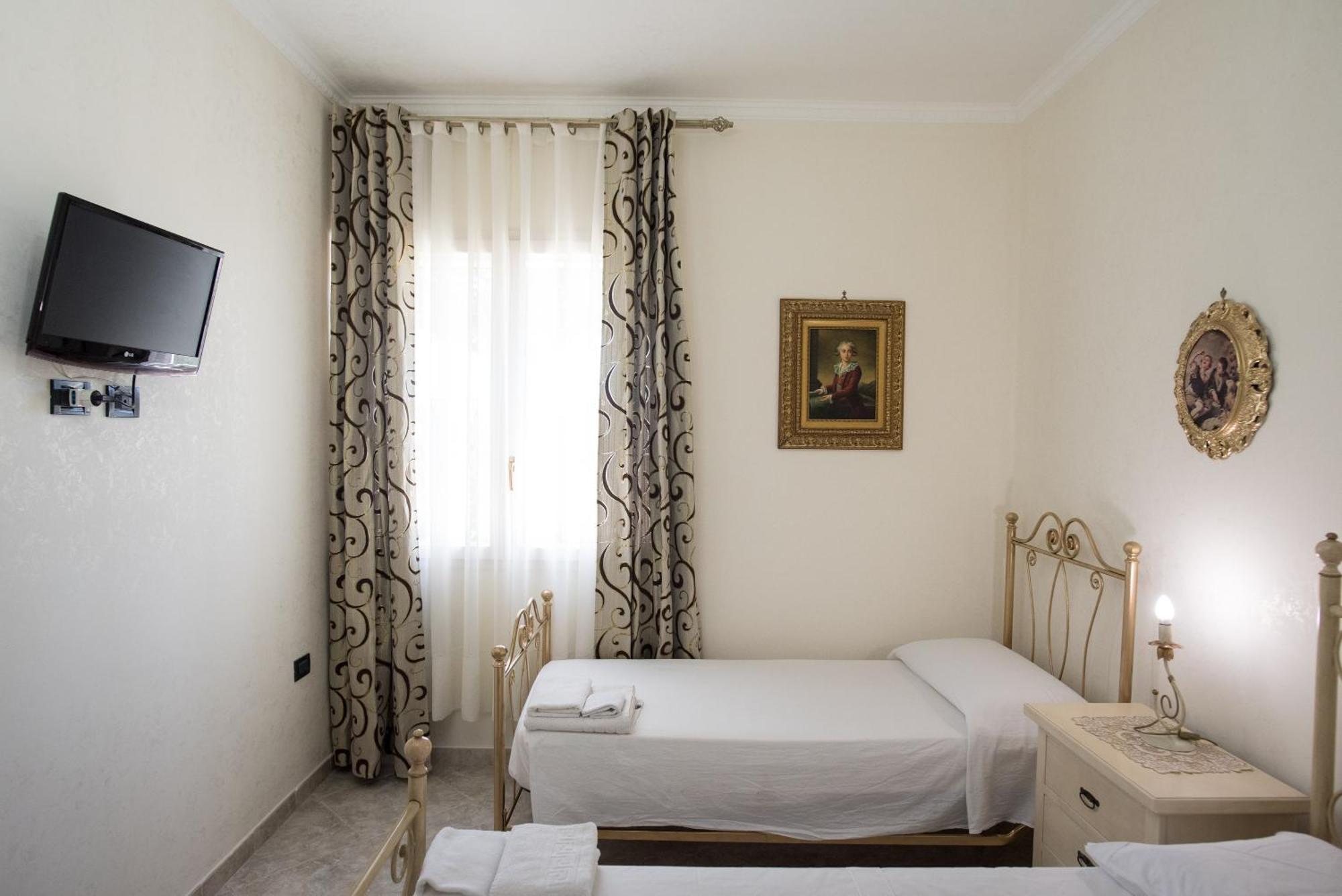 Alloggio In Villa Cristina B&B Галиполи Екстериор снимка