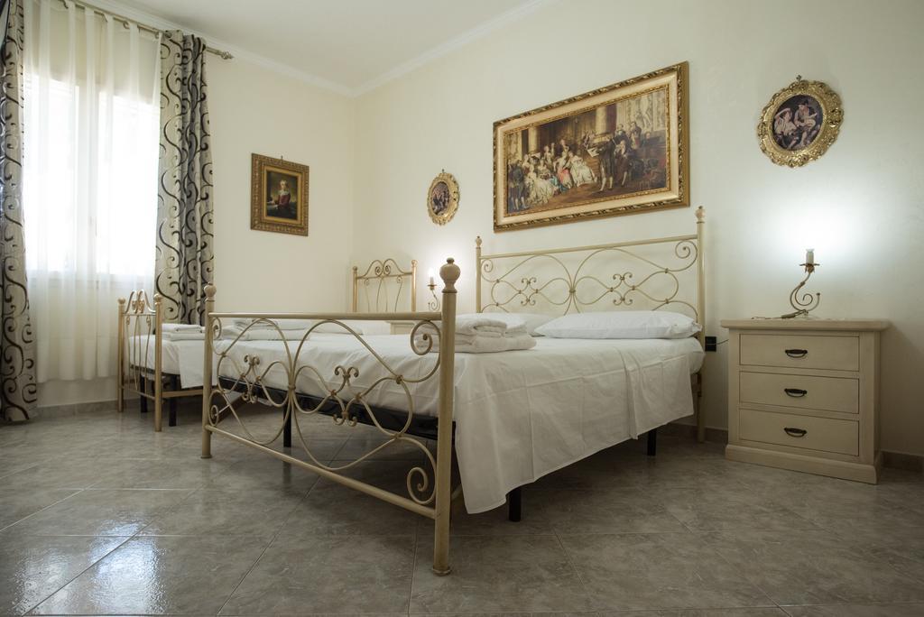 Alloggio In Villa Cristina B&B Галиполи Екстериор снимка